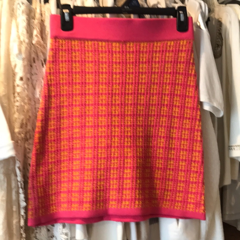 Super cute sweater skirt.
